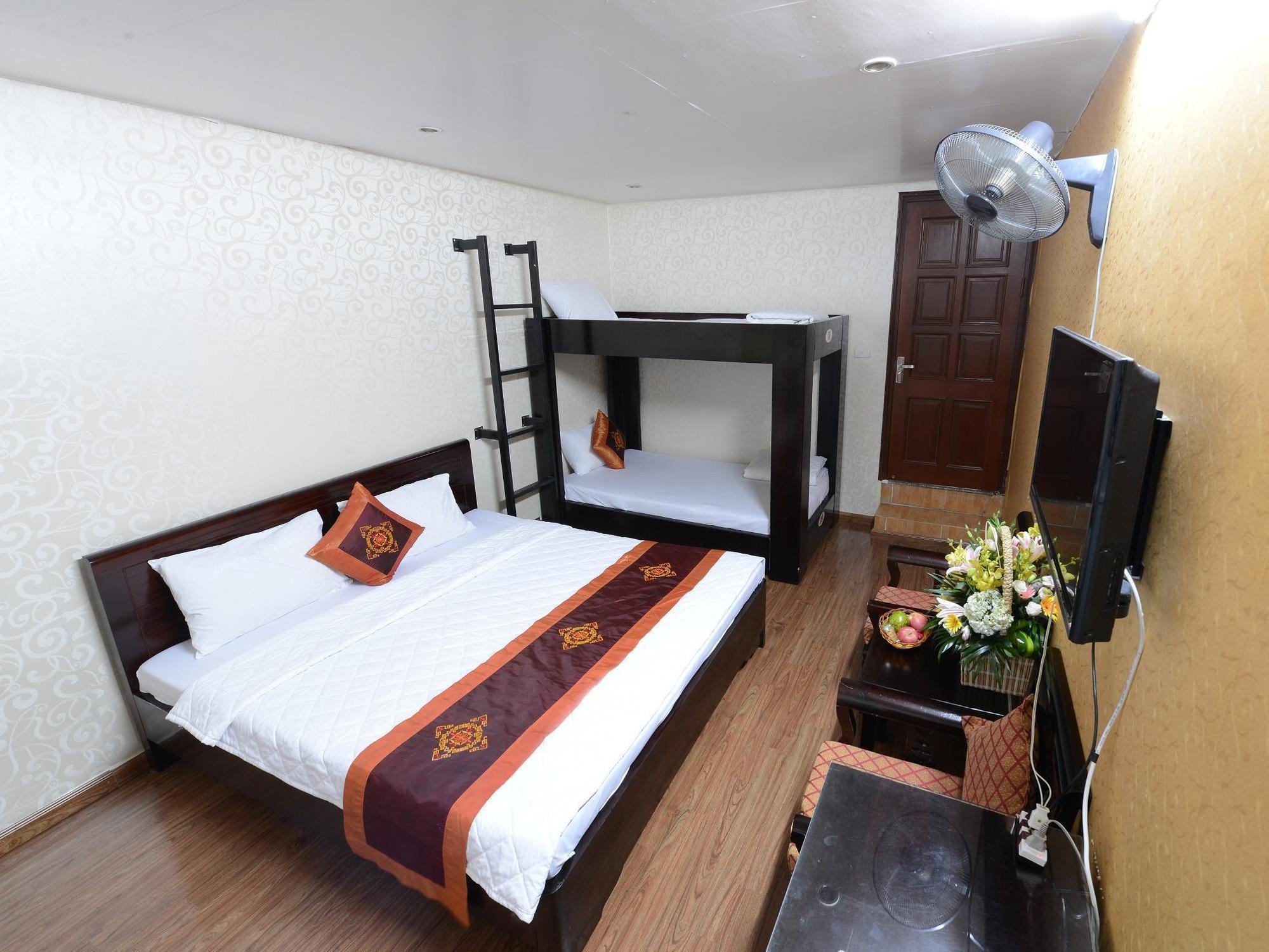 Little Hanoi Hostel Экстерьер фото
