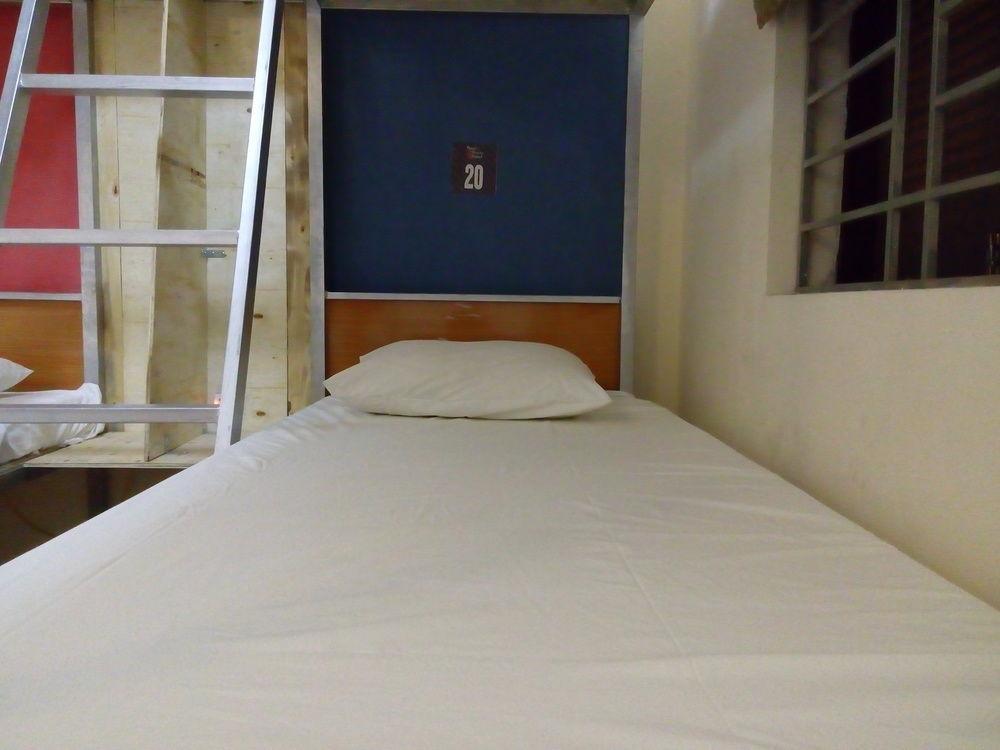 Little Hanoi Hostel Экстерьер фото