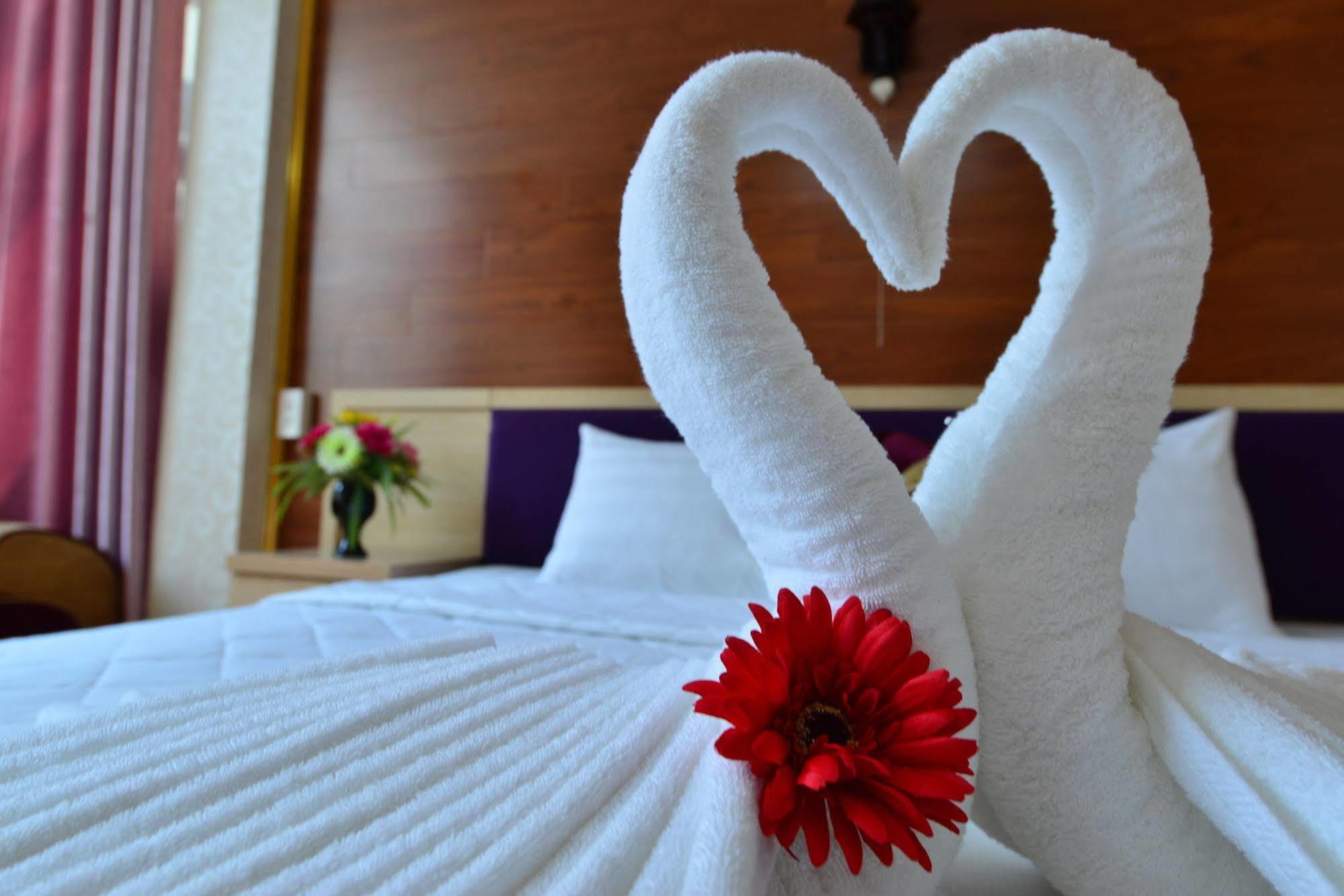 Little Hanoi Hostel Экстерьер фото